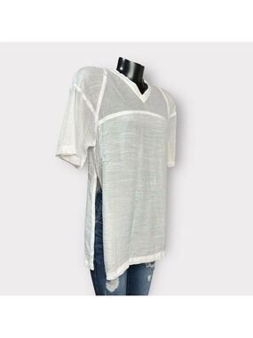 Silence + Noise NEW Womens XS OVERSIZED Mesh Top White Tee Shirt Minimalist Slit